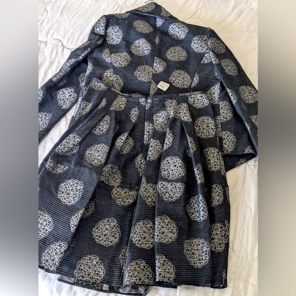 Armani 2-piece woman’s suit